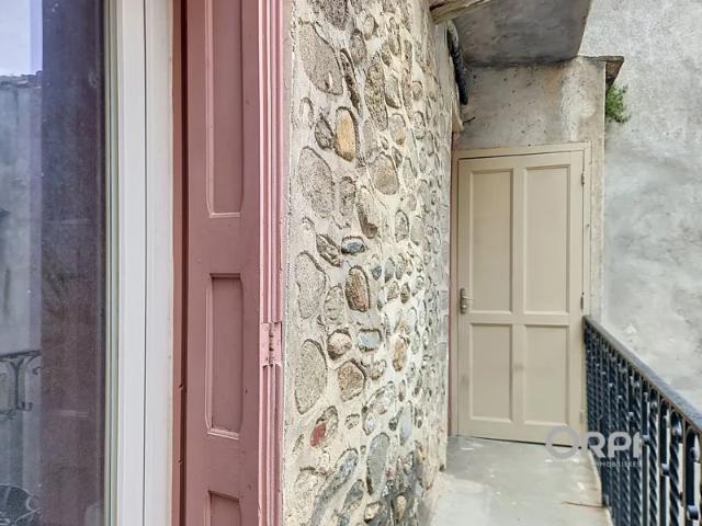 Location Appartement Rue Arago, Prades