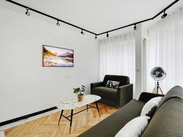 Location Appartement Rue Archereau, Paris