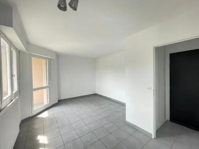 Location Appartement Rue Aristide Briand, Osny