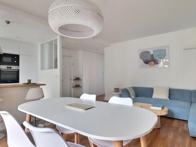 Location Appartement Rue Aristide Briand, Issy les Moulineaux