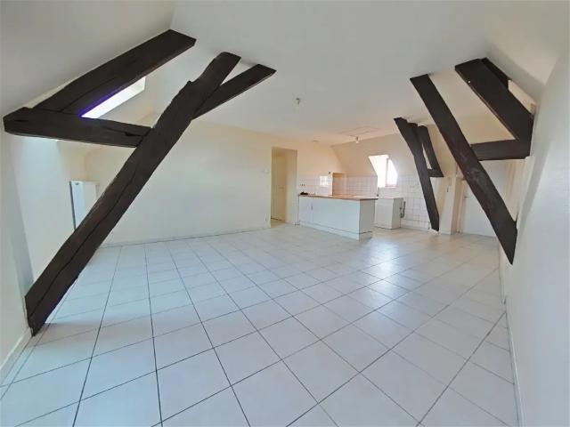 Location Appartement Rue Aristide Briand, Ligueil