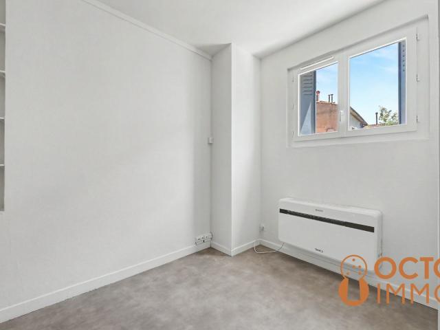 Location Appartement Rue Arnaud de Molles, Toulouse