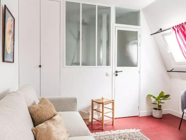 Location Appartement Rue Arsène Houssaye, Paris