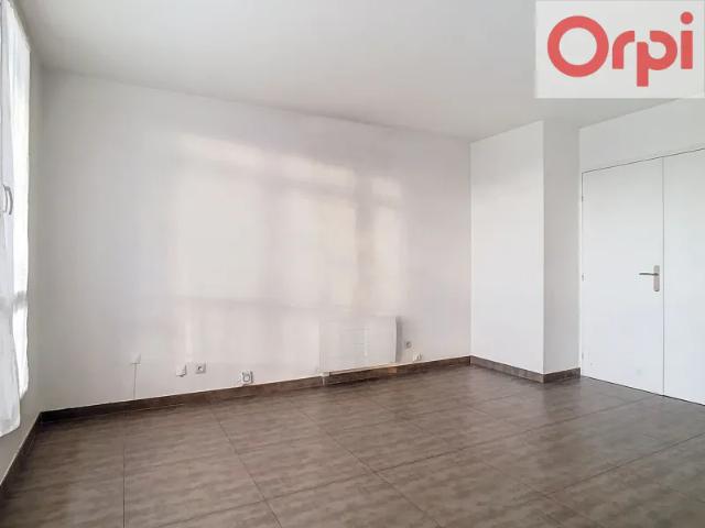 Location Appartement Rue Auber, Yerres