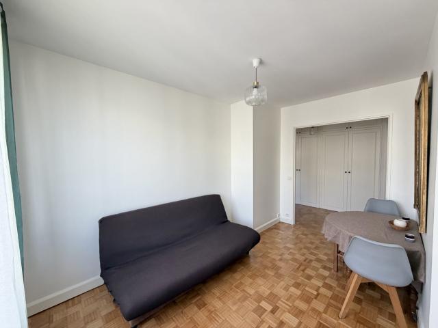 Location Appartement Rue Auguste Gervais, Issy les Moulineaux