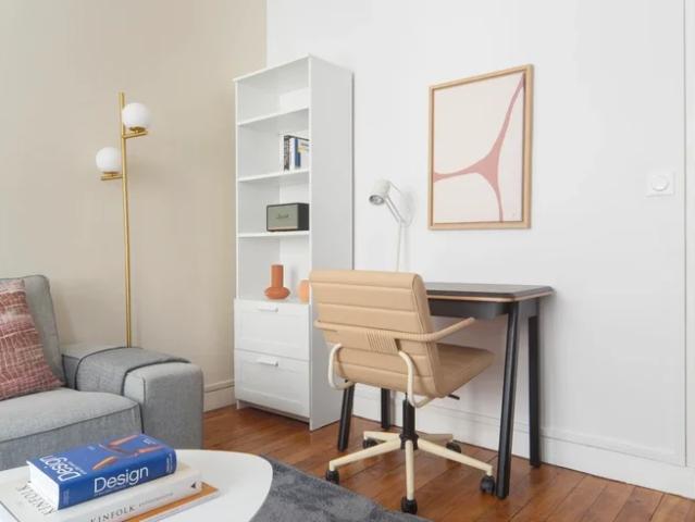 Location Appartement Rue Bouilloux Lafont, Paris
