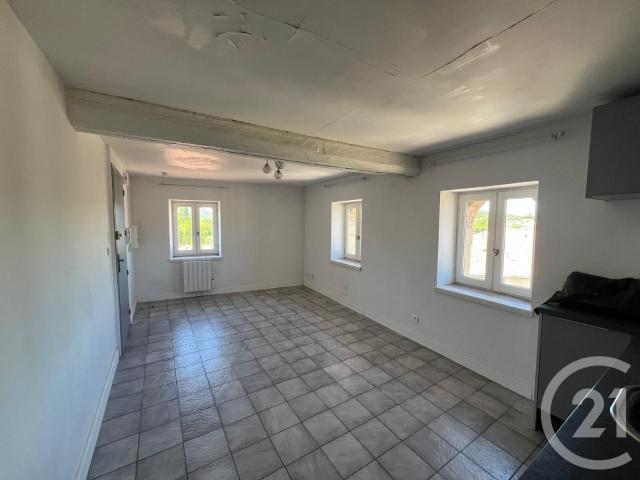 Location Appartement Rue Bourbon, Quissac