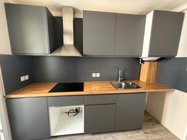 Location Appartement Impasse des Prunelliers, Nîmes