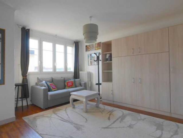 Location Appartement Rue Baudin, Issy les Moulineaux