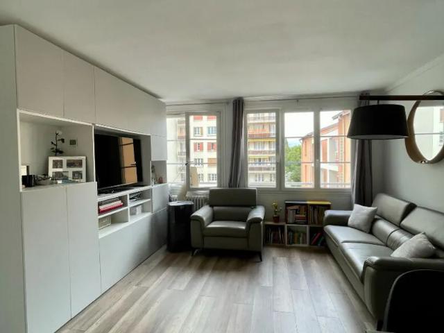 Location Appartement Rue Baudin, Issy les Moulineaux