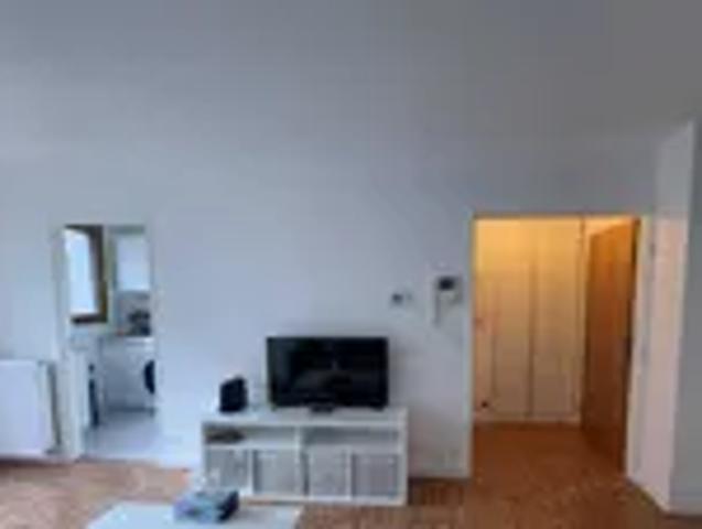 Location Appartement Rue Baudin, Levallois Perret