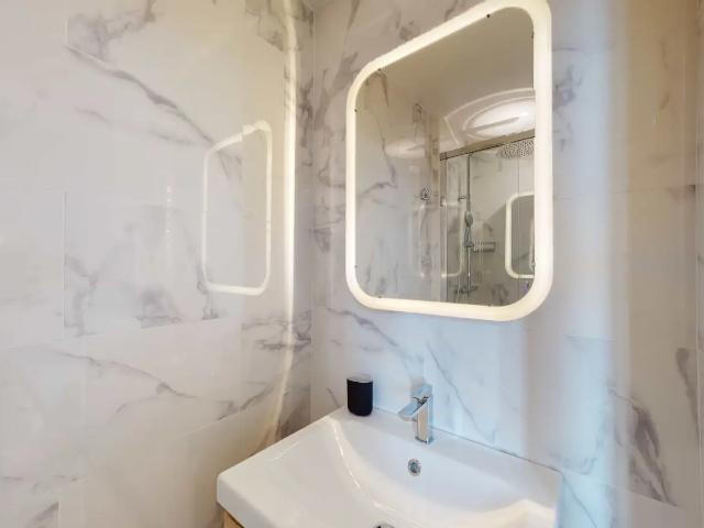 Location Appartement Rue Bachelet, Paris