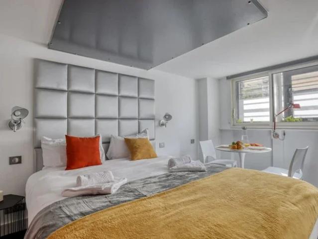 Location Appartement Rue Bailly, Paris