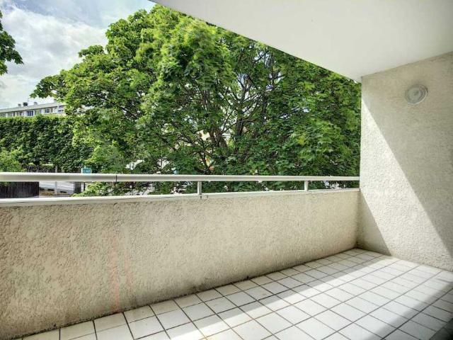Location Appartement Rue Barbès, Issy les Moulineaux