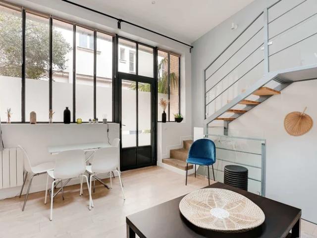 Location House Rue Bargue, Paris