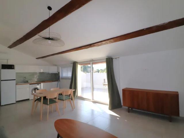 Location Appartement Rue Bartoumieu, Roquevaire
