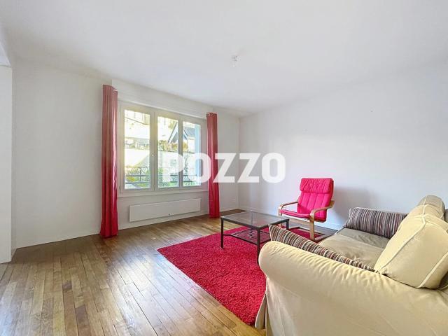 Location Appartement Rue Basse, Caen