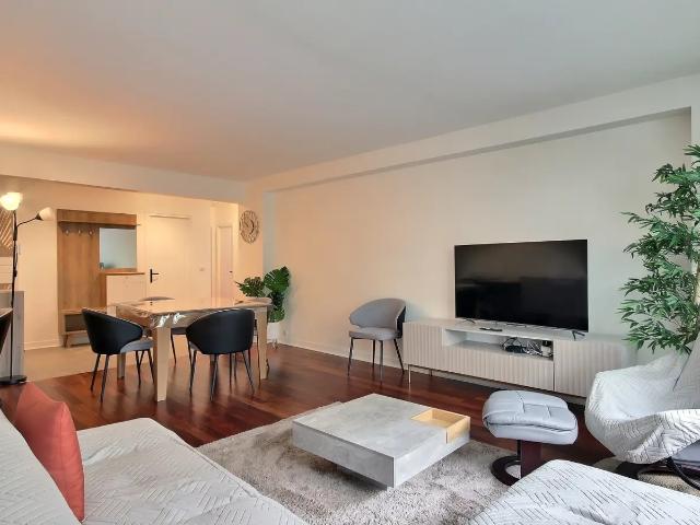 Location Appartement Rue Beccaria, Paris