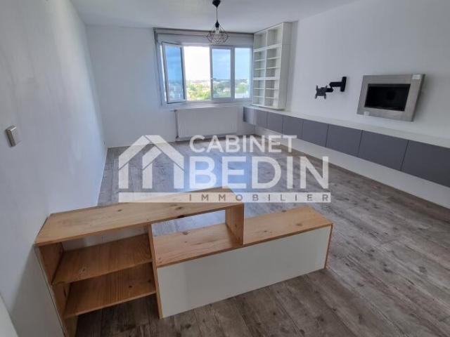 Location Appartement Rue Bellus Mareilhac, Bordeaux