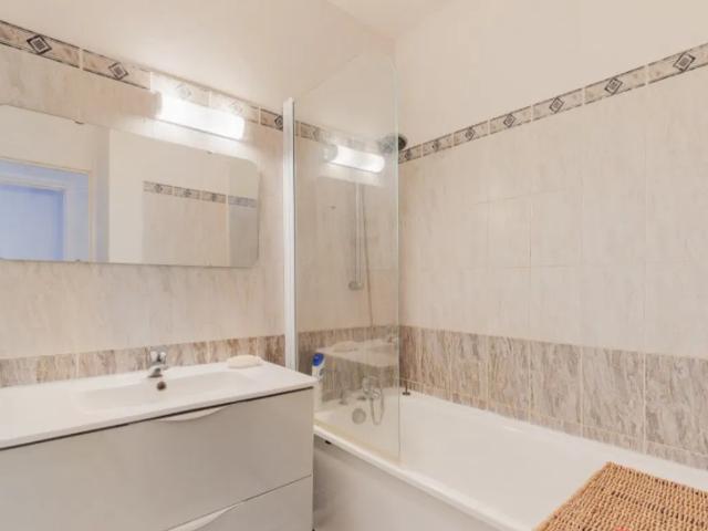 Location Appartement Rue Bernard Lecache, Villeurbanne