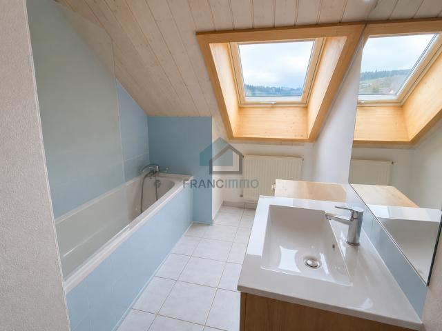 Location Appartement Rue Bertha Guyot, Le Russey
