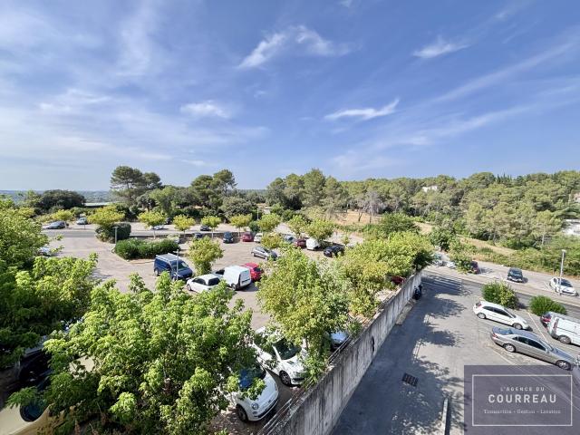 Location Appartement Rue Bertrand de Born, Montpellier