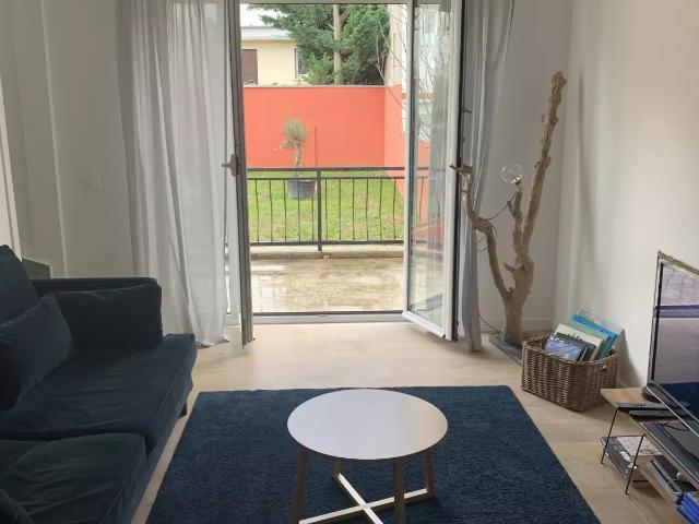 Location Appartement Rue Bir Hakeim, Chevilly Larue