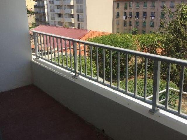 Location Appartement Rue Brandis, Marseille