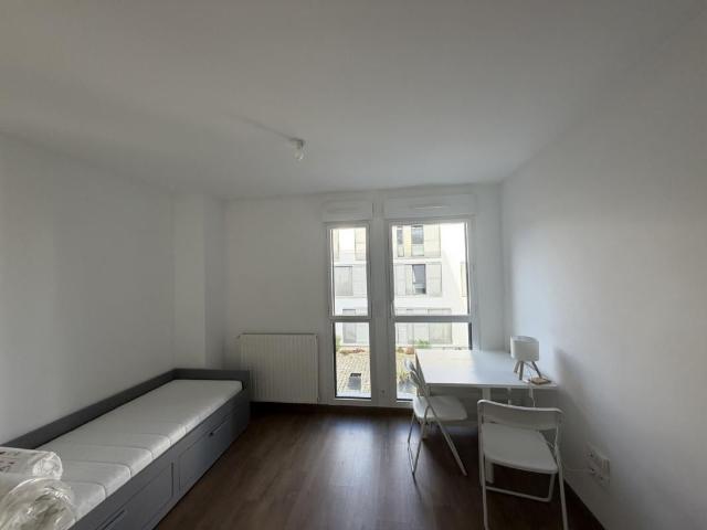 Location Appartement Rue Brizeux, Rennes