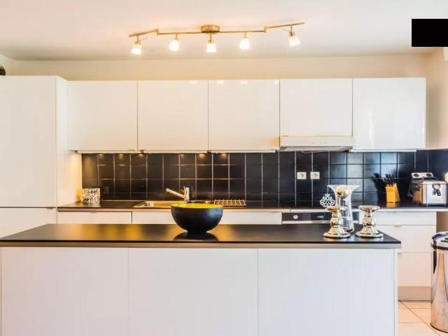 Location Appartement Rue Gabriel Sarrazin, Lyon