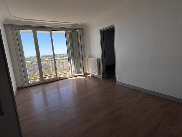 Location Appartement Rue Gagarine, Vierzon