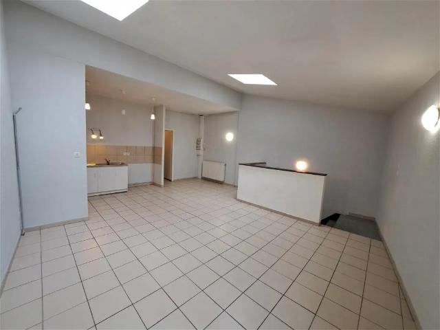 Location Appartement Rue Gambetta, Beaurepaire
