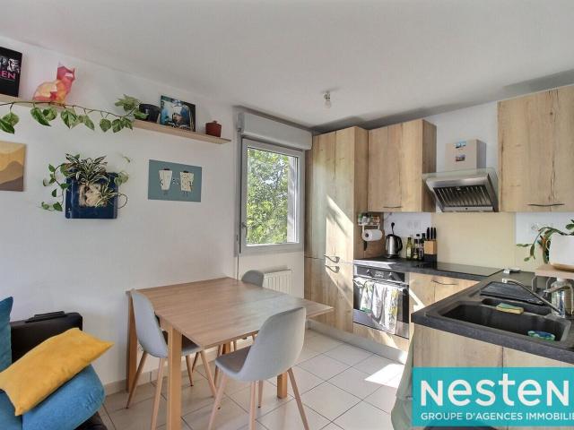 Location Appartement Rue Gambetta, Meyzieu