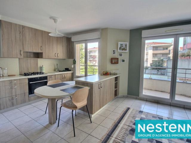 Location Appartement Rue Gambetta, Meyzieu