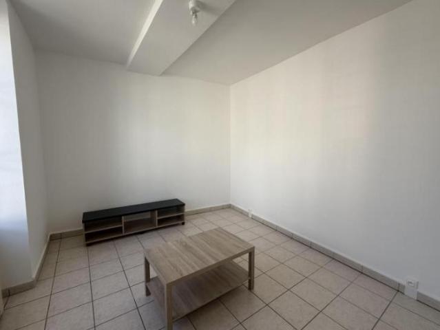 Location Appartement Rue Gambetta, Sablé sur Sarthe