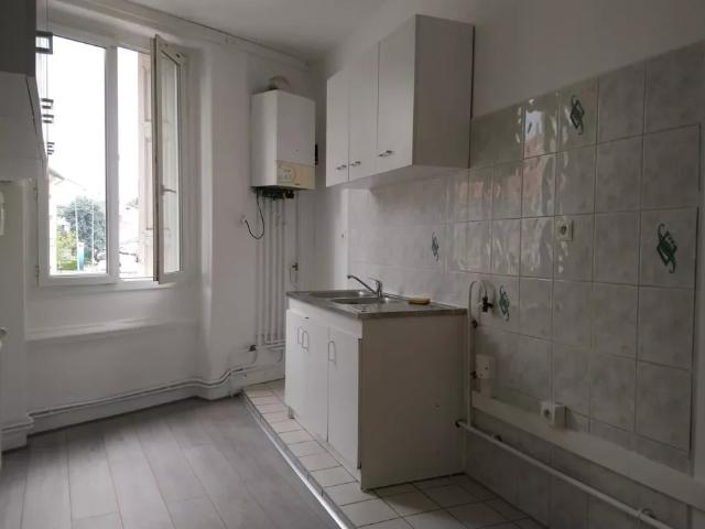 Location Appartement Avenue Pasteur, L'Horme