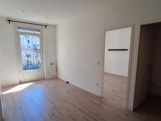 Location Appartement Rue Garat, Bordeaux