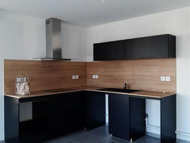 Location Appartement Rue Gaston Bachelard, Vaulx en Velin