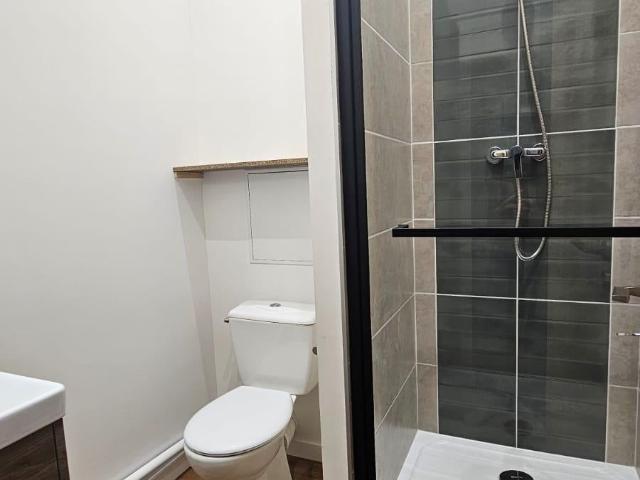 Location Appartement Rue Génissieu, Grenoble