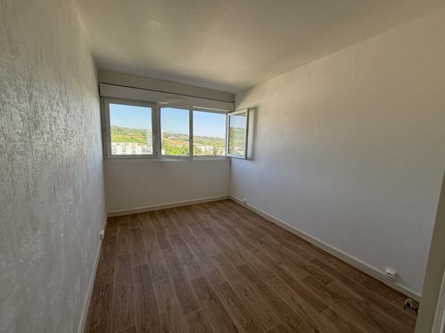 Location Appartement Rue George Sand, Chenôve