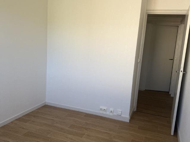 Location Appartement Rue George Sand, Is sur Tille