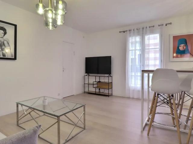 Location Appartement Rue Georges Ville, Paris