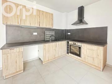 Location Appartement Rue Georges Couderc, Aubenas