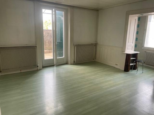 Location Appartement Rue Georges Girerd, Belley