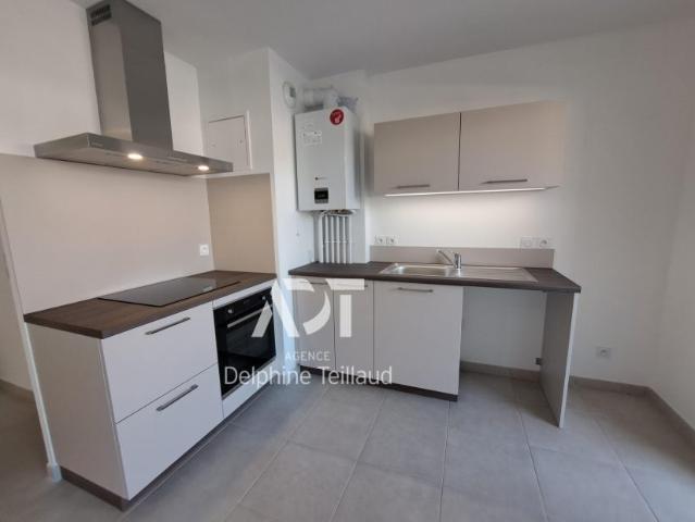 Location Appartement Rue Germaine Tillion, Eybens