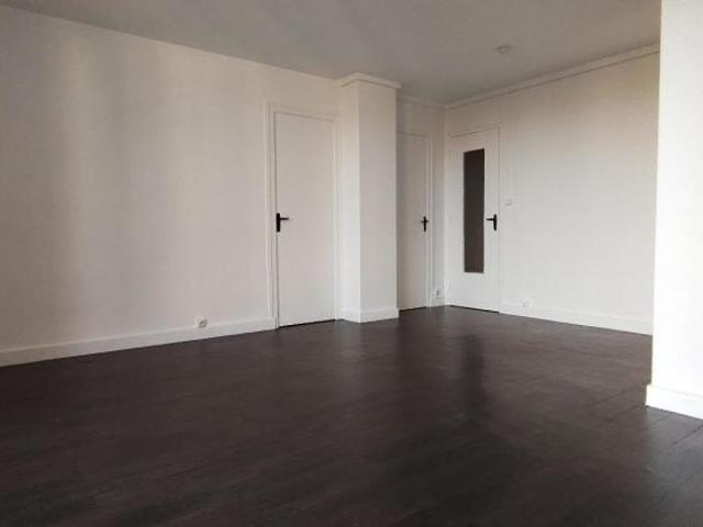 Location Appartement Rue Germaine, Vénissieux