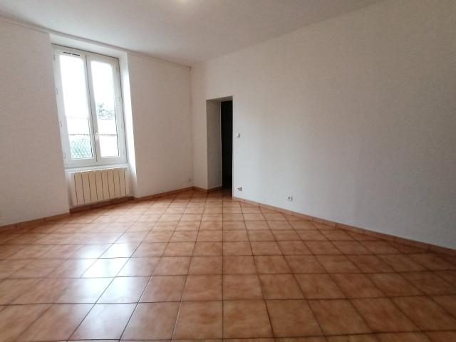 Location Appartement Rue Giffard, Pont de Chéruy