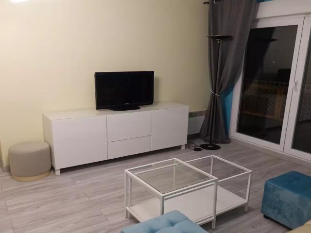 Location Appartement Rue Gilles Margaritis, Saint Denis