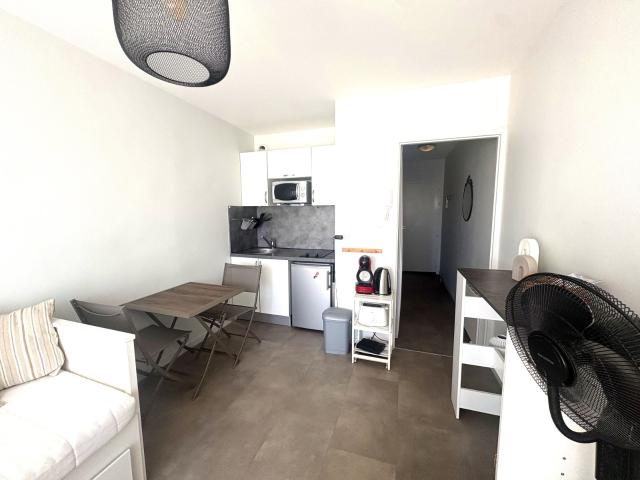 Location Appartement Rue Glandevès, Marseille