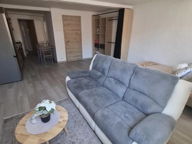 Location Appartement Rue Graecinus, Fréjus